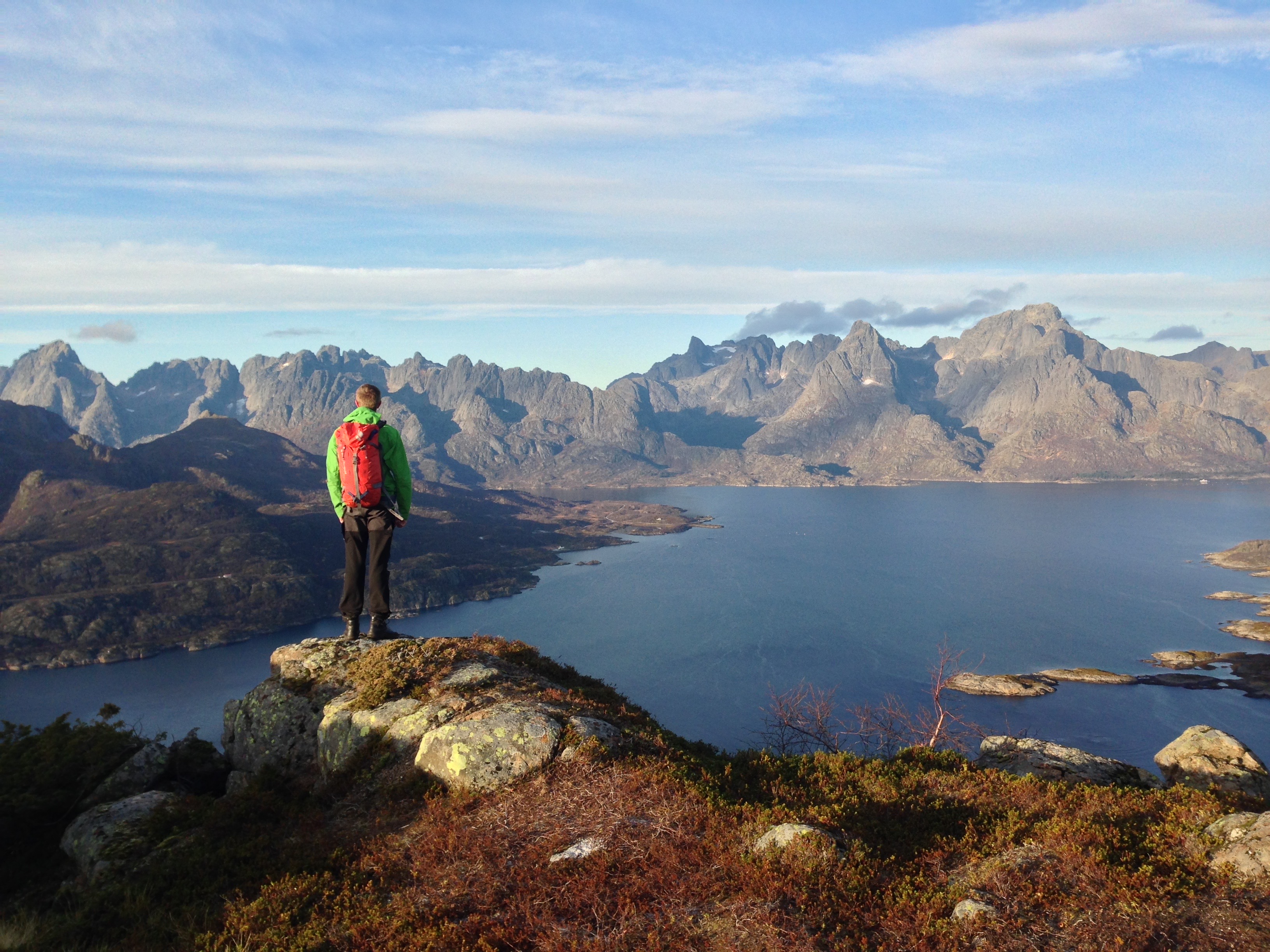 Vågan – LOFOTEN HIKING